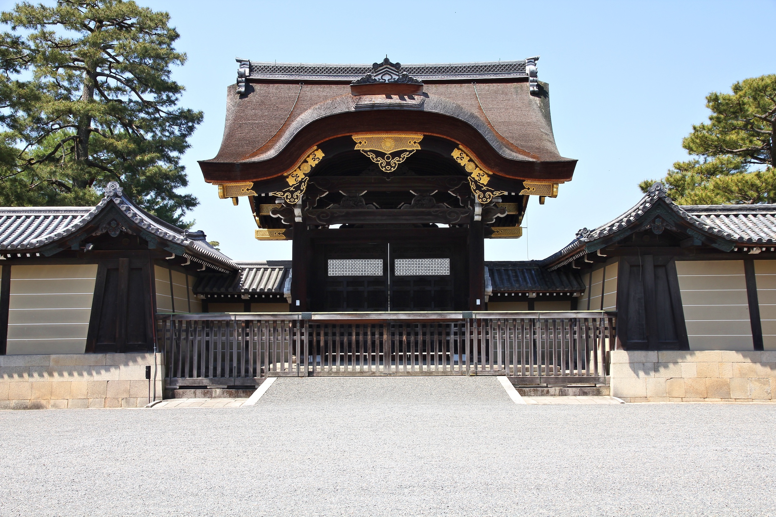 Kyoto Half-day Tour - Kyoto, Japan - Gate To Imperial Palace Area. Old Landmark
