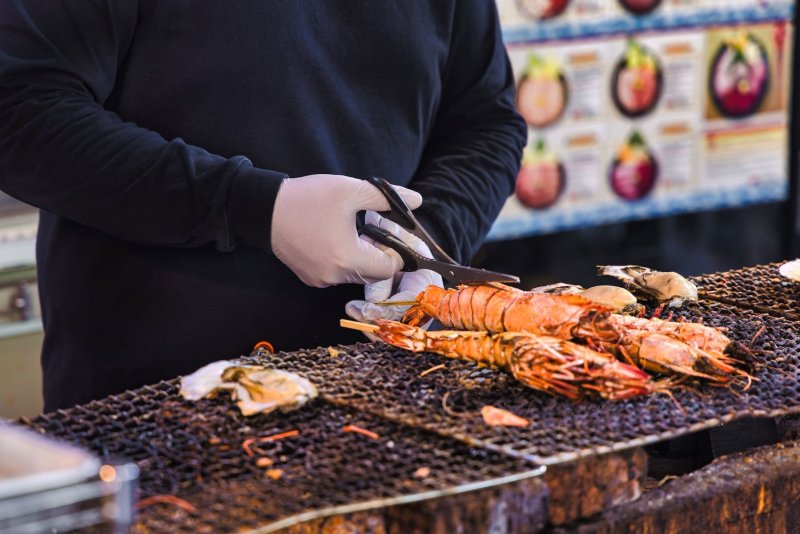 11 Day Ultimate Of Japan Tour Package - A Chef At A Street Kitchen On The Famous Fish Market Tsukiji In Tokyo